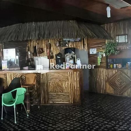 Bernard Guest House & Resto Redpartner Ambarita Zewnętrze zdjęcie