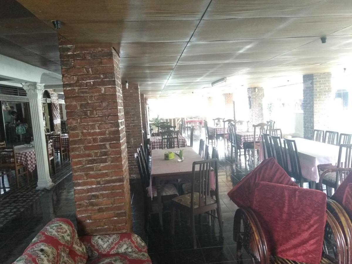 Bernard Guest House & Resto Redpartner Ambarita Zewnętrze zdjęcie